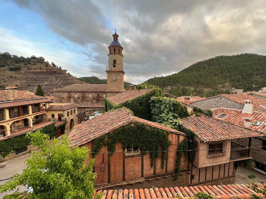 La Casa Del Bosque Villa Cabra de Mora Bagian luar foto